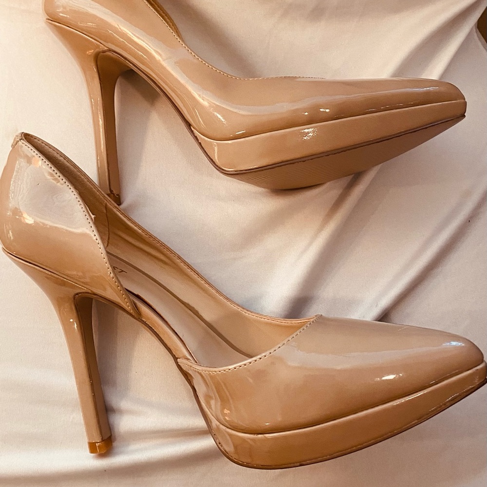 🌟 NINE WEST Classic Nude Pumps - NEVER Worn - NEW!🌟